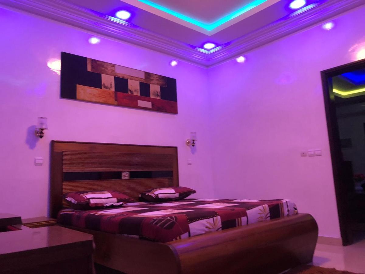 דקר Villa Soleil Du Senegal מראה חיצוני תמונה