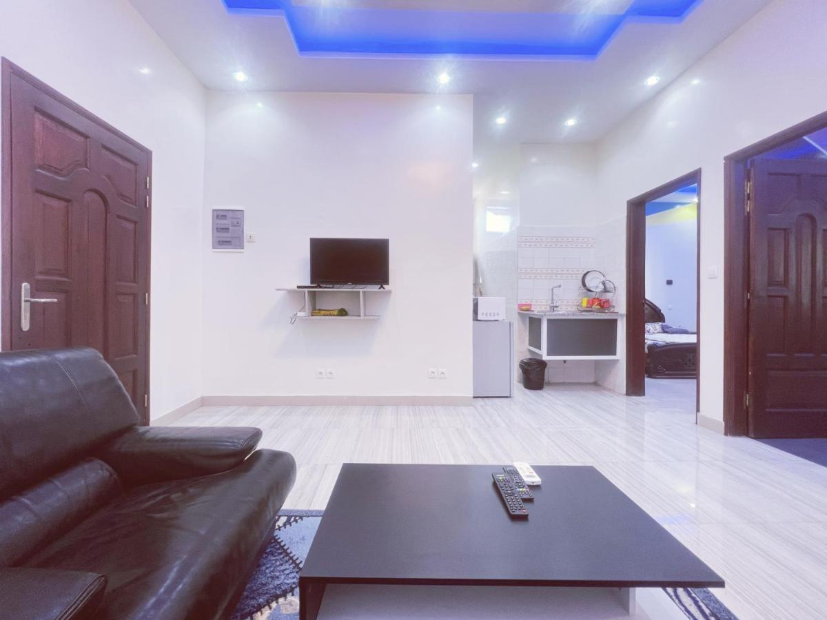 דקר Villa Soleil Du Senegal מראה חיצוני תמונה