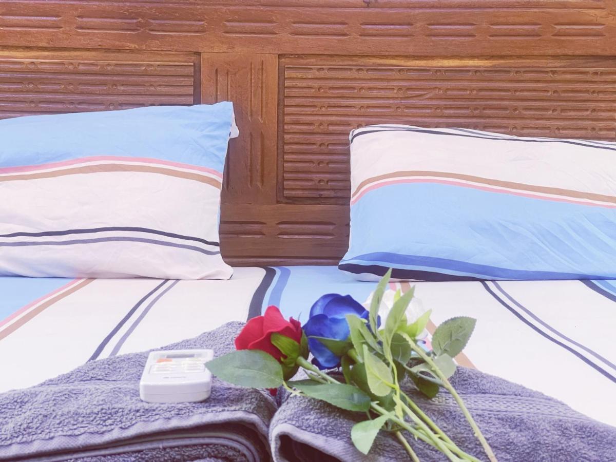 דקר Villa Soleil Du Senegal מראה חיצוני תמונה