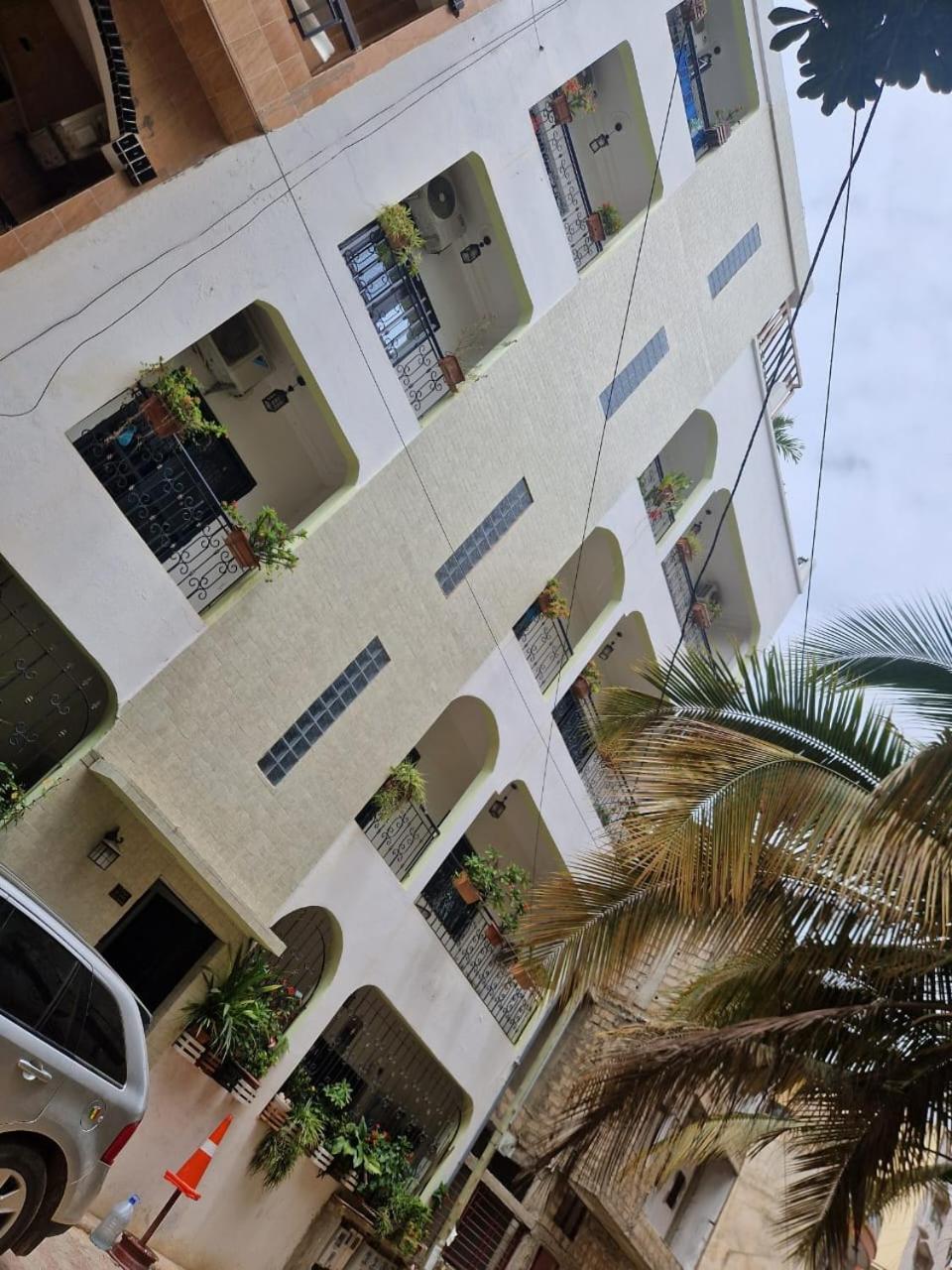 דקר Villa Soleil Du Senegal מראה חיצוני תמונה