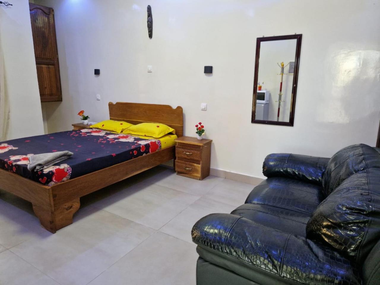 דקר Villa Soleil Du Senegal מראה חיצוני תמונה