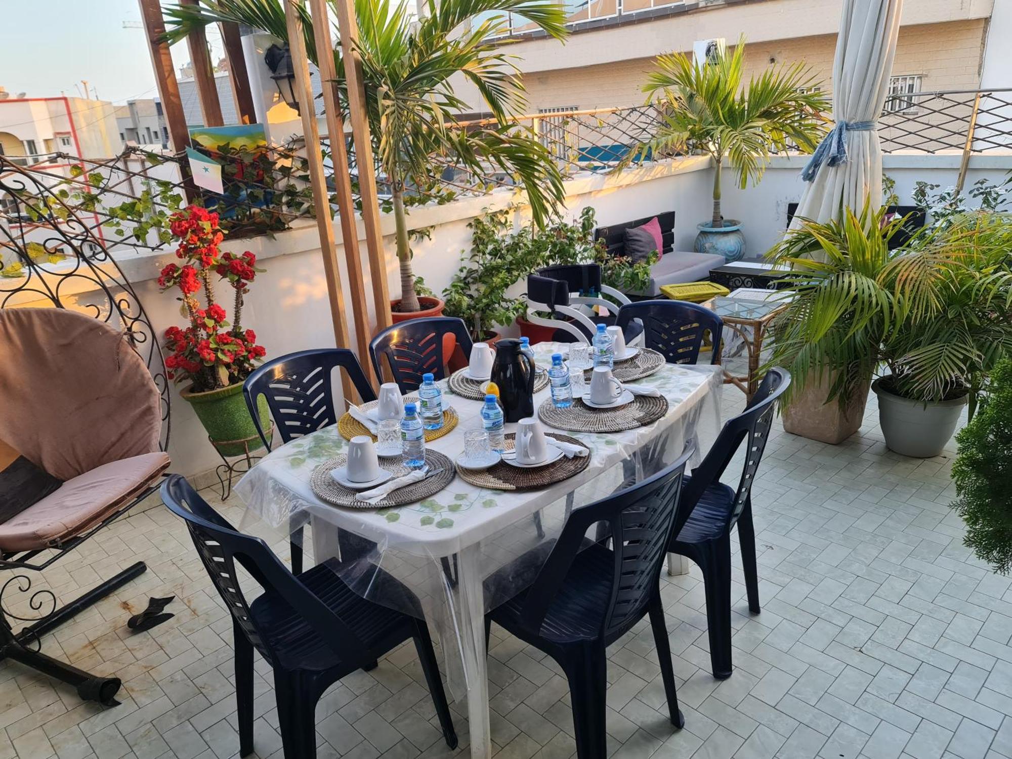 דקר Villa Soleil Du Senegal מראה חיצוני תמונה